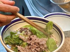 -云阿蛮云南生烫牛肉米线(奉贤路店)