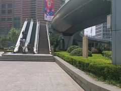 -陆家嘴空中步行连廊
