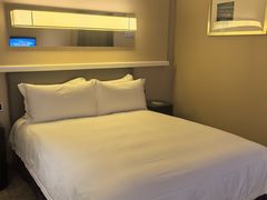 -上海中航虹桥机场泊悦酒店