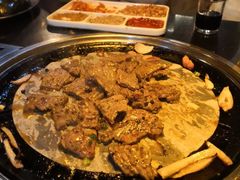 -牛味道炭火烤肉(湖前总店)