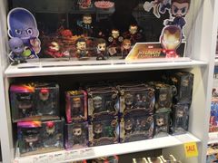 -泡泡玛特POPMART(蓝色港湾店)