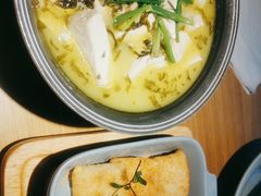 -蜜桃餐厅·伴山(绿宝广场店)