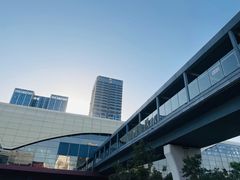 -国际港务区(地铁站)