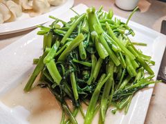 蒜蓉空心菜-四姐妹东北饺子(沙尾路店)