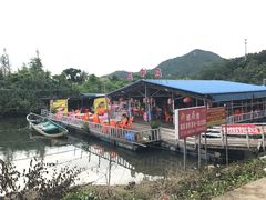 -岛中岛·海鲜大排档·万宁老字号(东澳店)