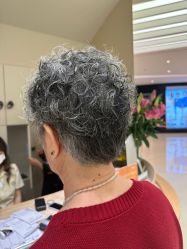 点击看大图 -Mentor Hair Salon