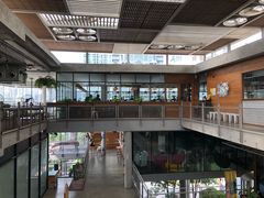 -ROAST coffee & eatery