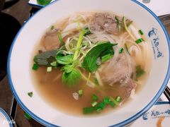 -美奈小馆·越南料理(中航城君尚购物中心店)