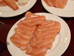 现切刺身-广州希尔顿逸林酒店-OPEN開·全日制餐厅·海鲜·小火锅·自助餐(东风路店)