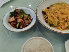 -大妈饺子馆·特色锅包肉·饺子(鼓楼店)