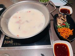 -捞王锅物料理(上海世茂广场店)