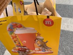 -喜茶(杭州滨江宝龙店)