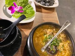 韩式牛肉拉面-山居屋炭火烧肉(厚街万达店)