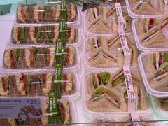 -巴黎贝甜(大宁国际商业广场店)