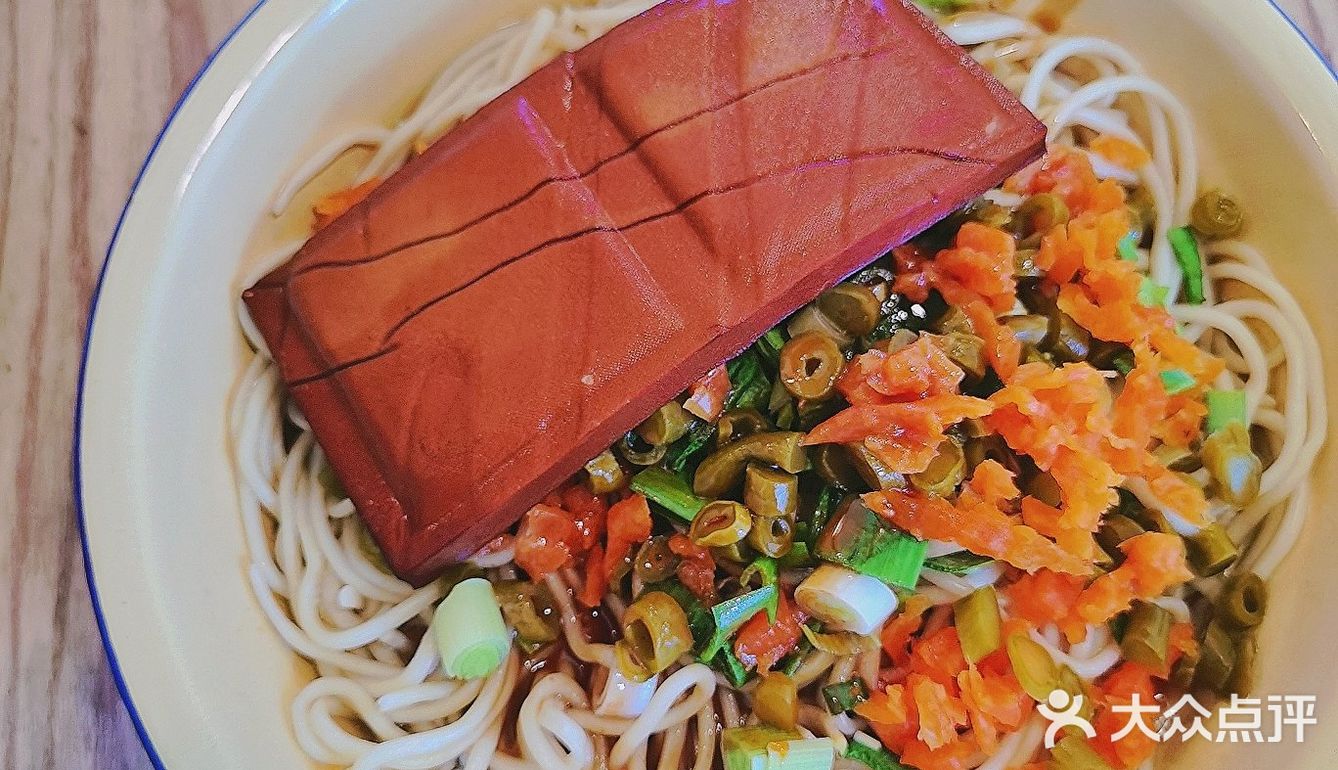 偶尔换换口味，吃个湖北热干面也不错。