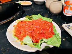 -茅草房·河畔园林火锅