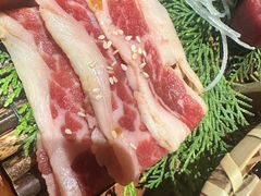 -山川小町·极番烧肉(新地假日广场店)