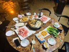 -洞穴餐厅