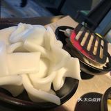 这次点的「青椒紫苏」蒜瓣肉很香很入味