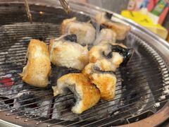 -围炉肉舍•炭烤活鳗•丹东海鲜烤肉(步行街店)