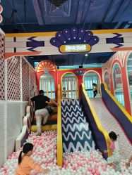 -LuckyStar幸运星家庭娱乐中心(东莞国贸店)