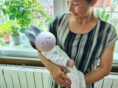 -鲸鱼妈妈月嫂/育婴师定制