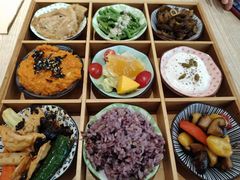 -轻蔬不用等·素食(江苏路店)