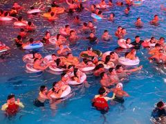 -欢乐水魔方水世界