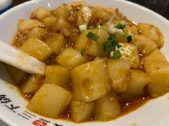 -富正毅三下锅·湘西韵味(天门山索道店)