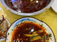 -乡土特色.冷锅鱼.牦牛肉汤锅