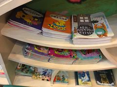 -钟书阁(松江泰晤士小镇店)