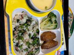 -老娘舅餐厅(黄龙体育中心店)