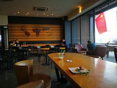 大堂-星巴克(洛阳中州路王府井店)
