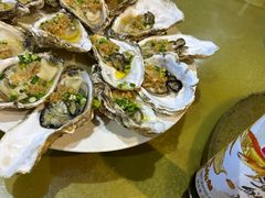 -三亚火车头万人海鲜广场