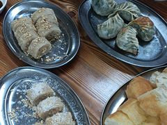 -洲心明记烧肉大粥(总店)