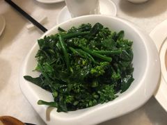 白灼广东芥兰苗-衡山汇·高级粤菜(霄云路店)