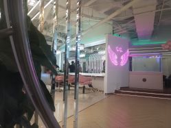 -BULB STUDIO 巴柏明星发型工作室