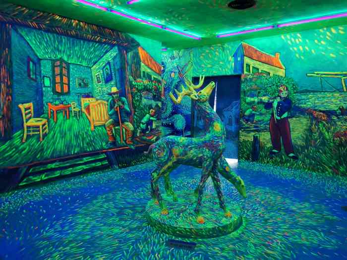 印象光绘艺术馆(东方明珠地标乐园)-"很有意思的展览馆,位于东方明珠