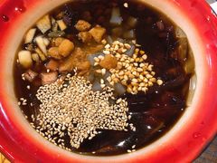 -爆炸头阿姨小四川正宗川味小吃(无任何分店)