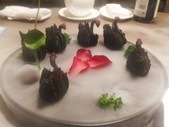 岭南黑天鹅酥（半打）-广州文华东方酒店·江-由辉师傅主理