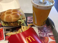 -麦当劳(东直门外大街店)
