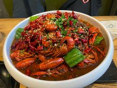-游园觅食记夜市·小龙虾大排档