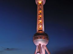 -陆家嘴空中步行连廊