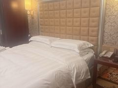 -沈阳皇朝万鑫酒店