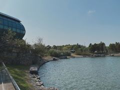 -上海滴水湖皇冠假日酒店