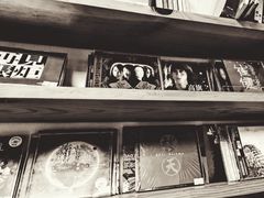 -M.F CDshop唱片店