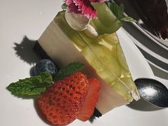 -Mogul Eatery·大亨餐酒馆