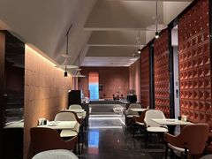 -朵兰达V酒店(成都春熙路太古里国金中心店)