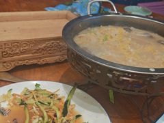 -一群羊手扒肉·火锅·早茶(远东公寓店)