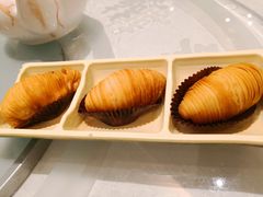 榴莲千丝酥-稻香酒家·34年老字号·港式粤菜(汉街店)
